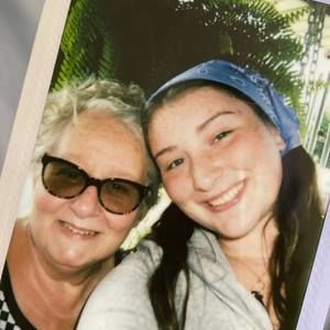 Meet your Posher, Cindy